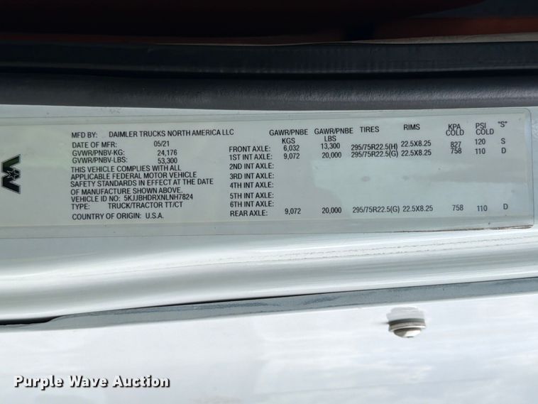 image for item YA3814 2022 Western Star 5700XE semi truck