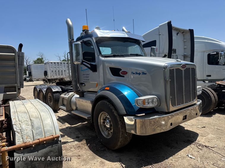 image for item YA3858 2016 Peterbilt 567 semi truck