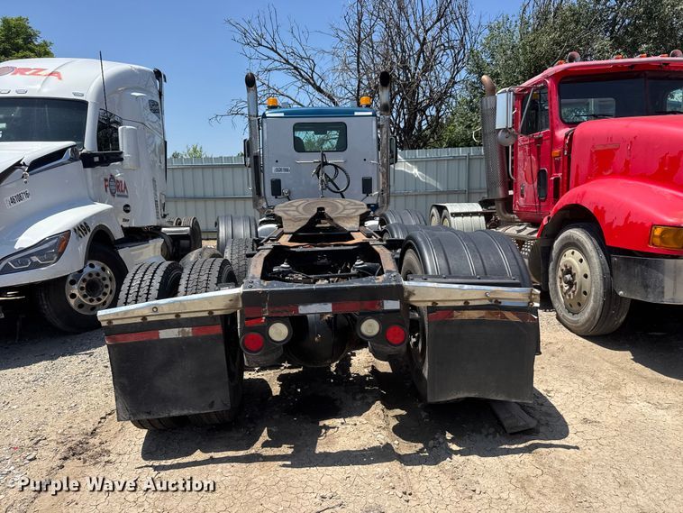 image for item YA3858 2016 Peterbilt 567 semi truck