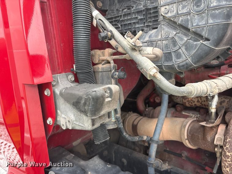 image for item YA3936 2019 Kenworth T680 semi truck