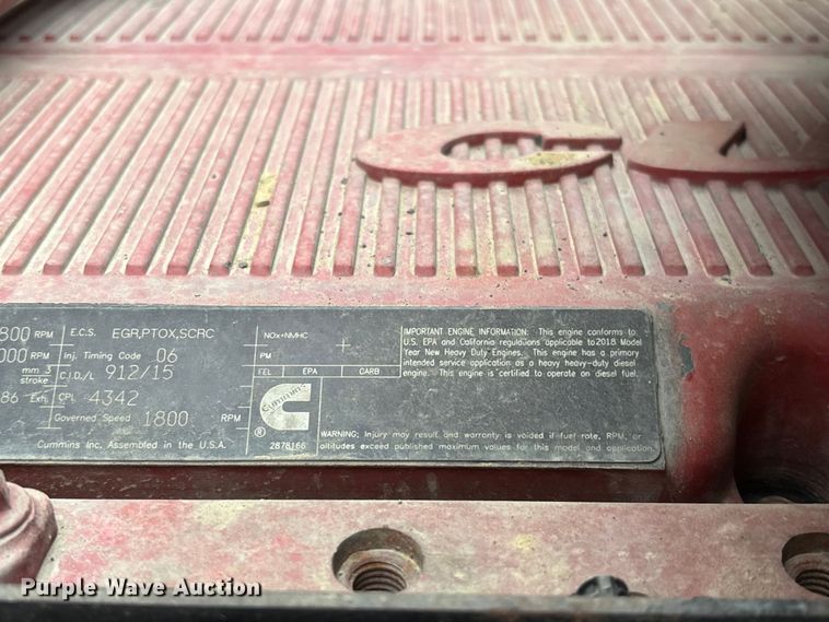 image for item YA3936 2019 Kenworth T680 semi truck