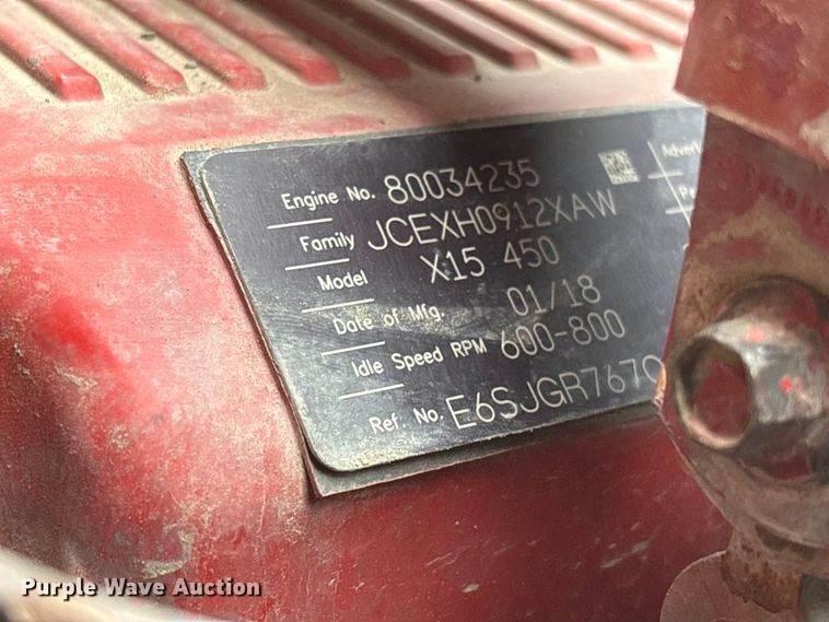 image for item YA3936 2019 Kenworth T680 semi truck