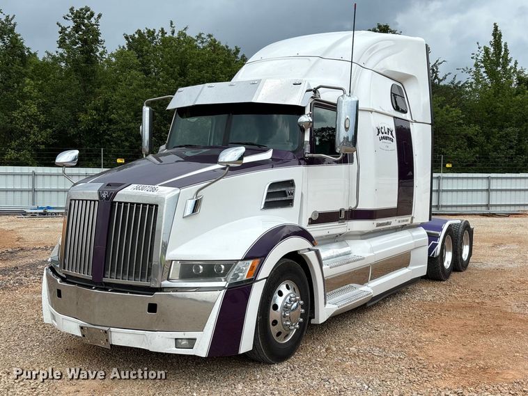image for item YA3976 2019 Western Star 5700XE semi truck