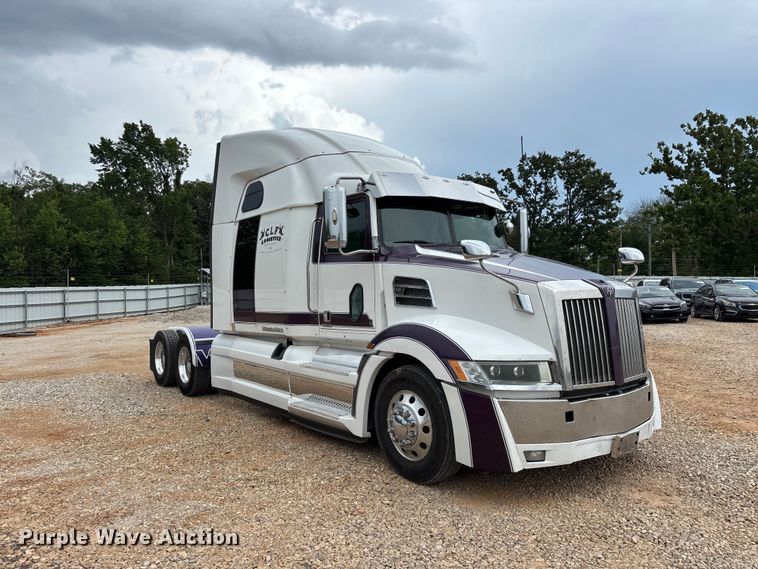 image for item YA3976 2019 Western Star 5700XE semi truck