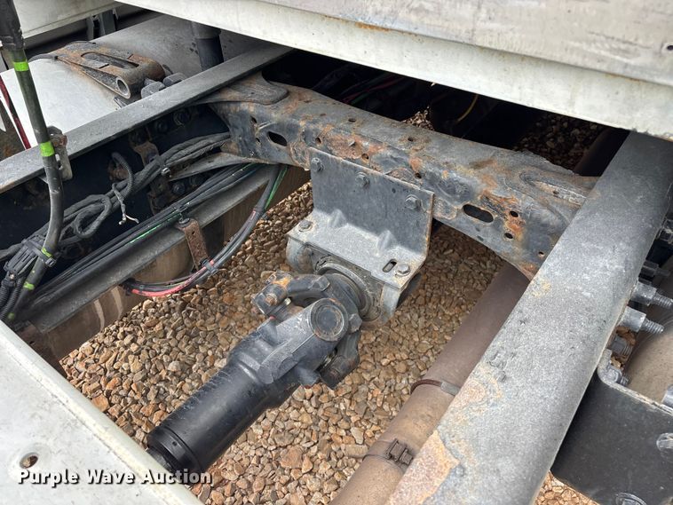 image for item YA3976 2019 Western Star 5700XE semi truck