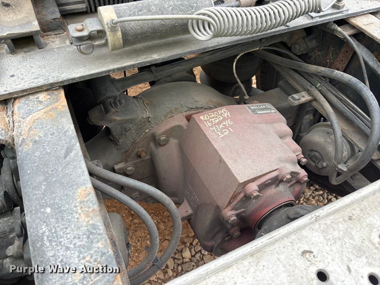 image for item YA3976 2019 Western Star 5700XE semi truck