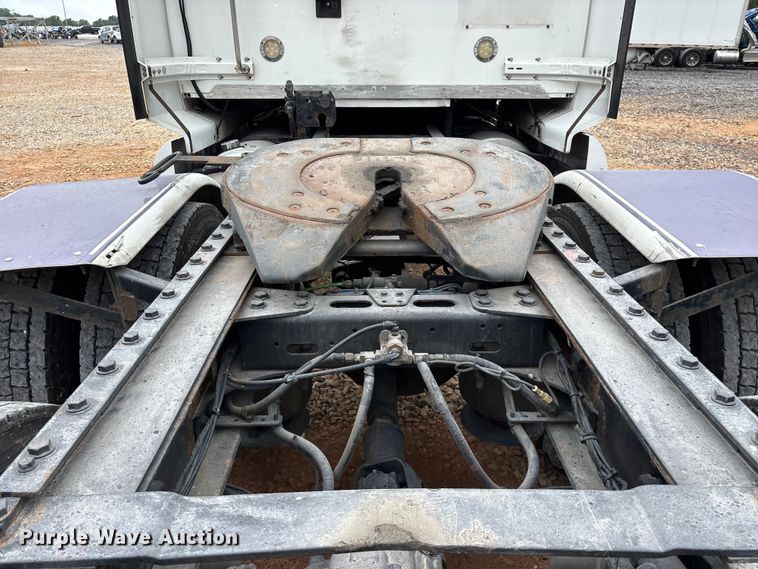 image for item YA3976 2019 Western Star 5700XE semi truck