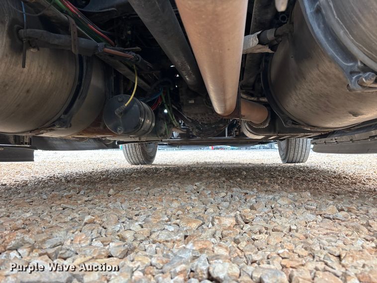 image for item YA3976 2019 Western Star 5700XE semi truck
