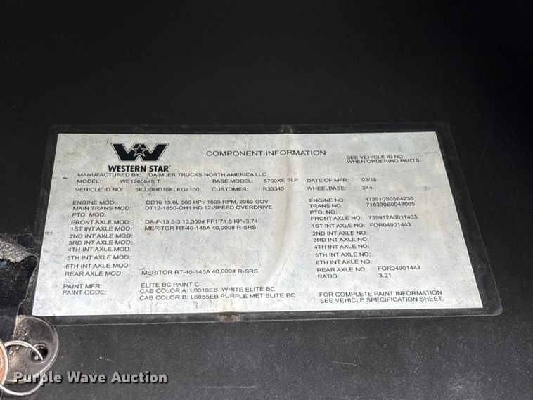 image for item YA3976 2019 Western Star 5700XE semi truck