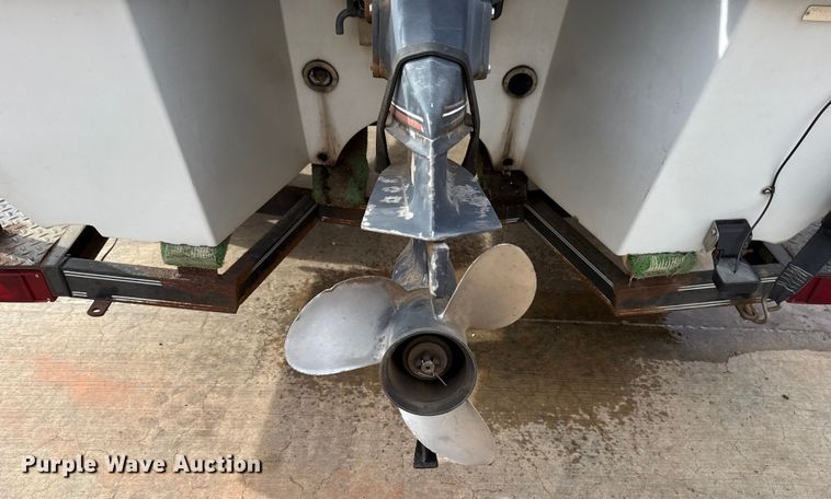 image for item DK3540 1991 Predator boat