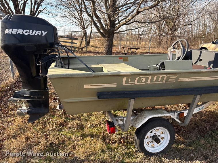 image for item EG8328 1994 Lowe boat