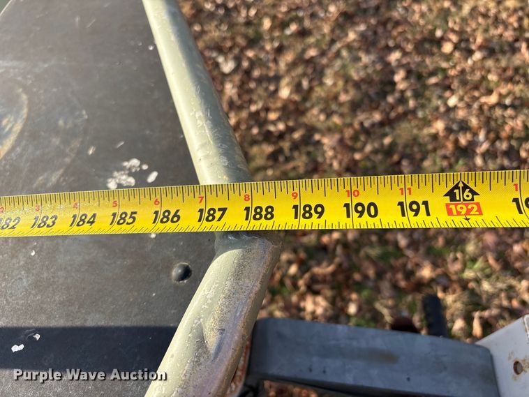 image for item EG8328 1994 Lowe boat