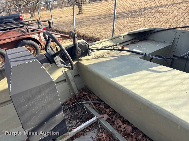 image for item EG8328 1994 Lowe boat