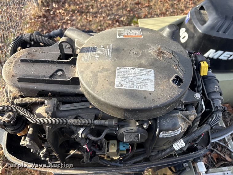 image for item EG8328 1994 Lowe boat