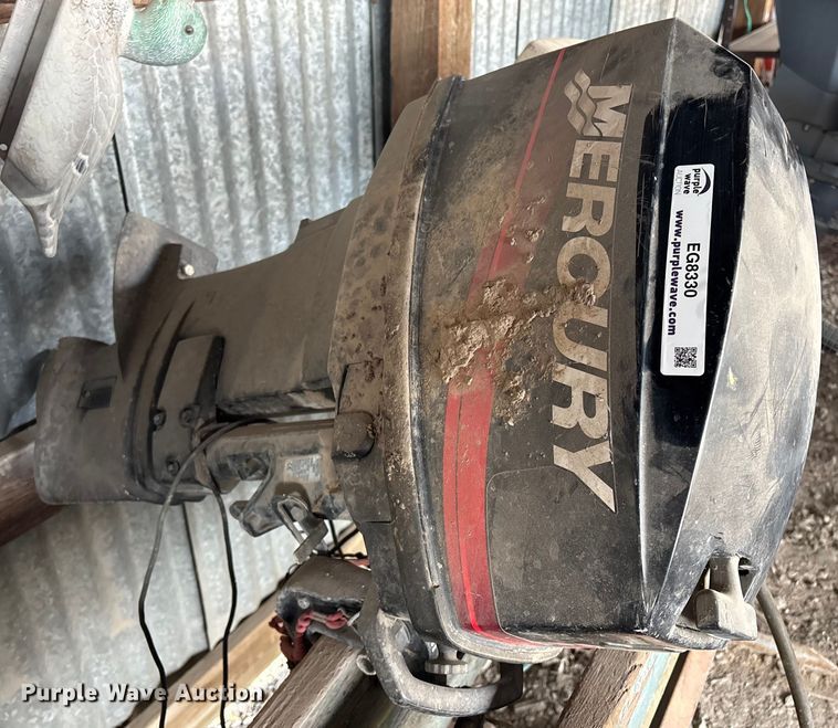 image for item EG8330 2002 Mercury outboard boat motor