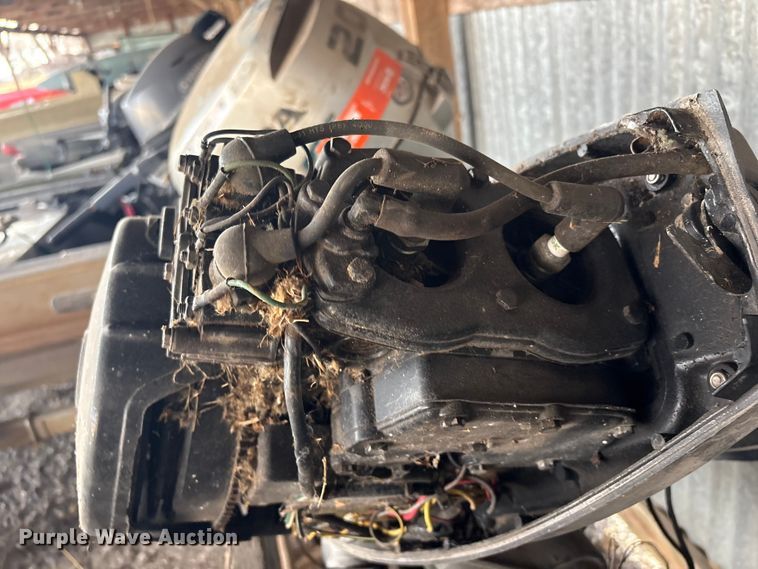 image for item EG8330 2002 Mercury outboard boat motor