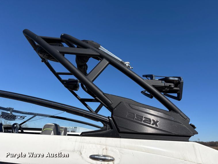 image for item ES5583 2021 Yamaha 252XE boat