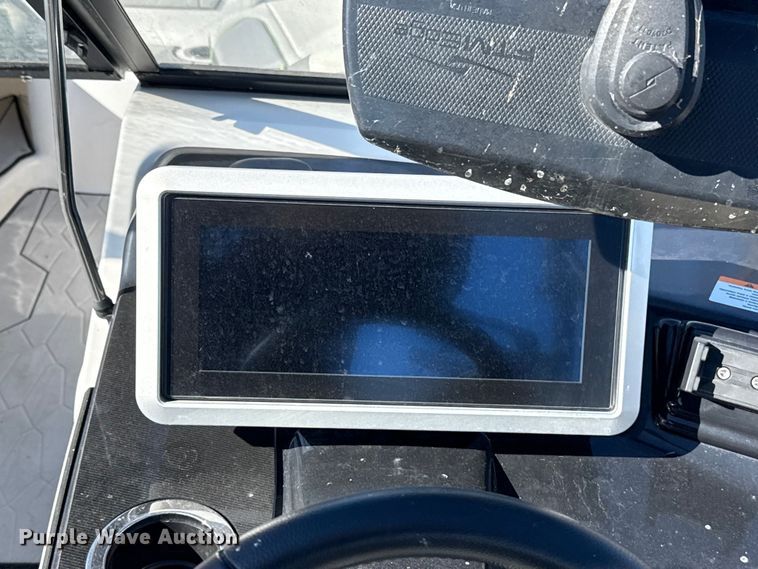 image for item ES5583 2021 Yamaha 252XE boat