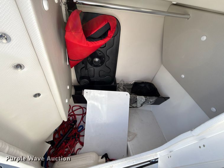 image for item ES5583 2021 Yamaha 252XE boat