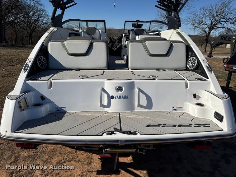 image for item ES5583 2021 Yamaha 252XE boat