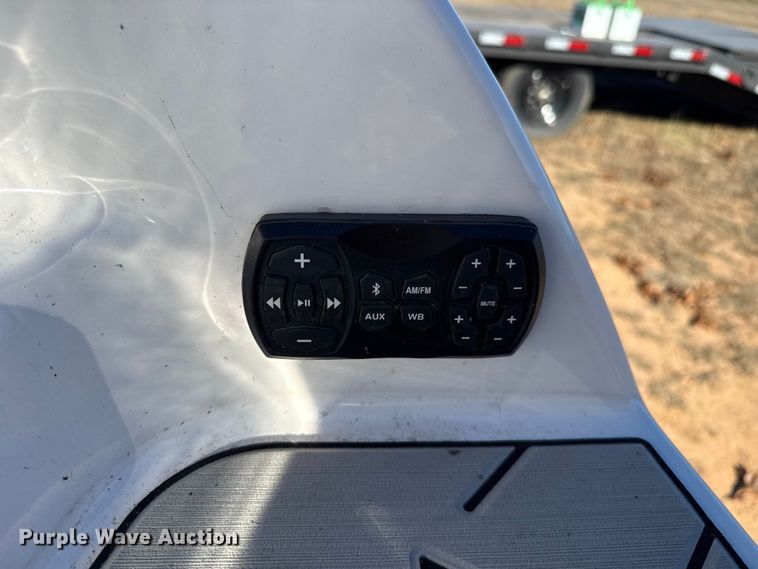 image for item ES5583 2021 Yamaha 252XE boat