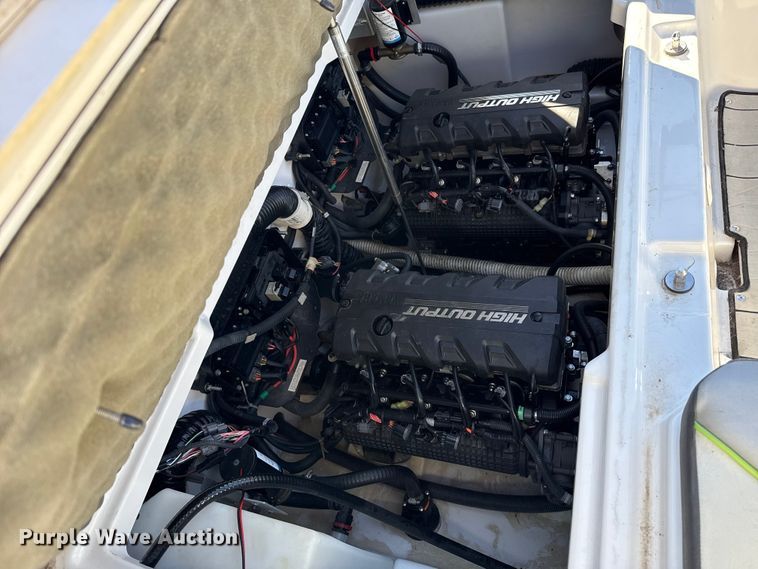 image for item ES5583 2021 Yamaha 252XE boat