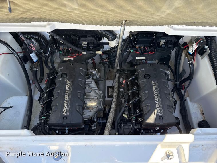 image for item ES5583 2021 Yamaha 252XE boat