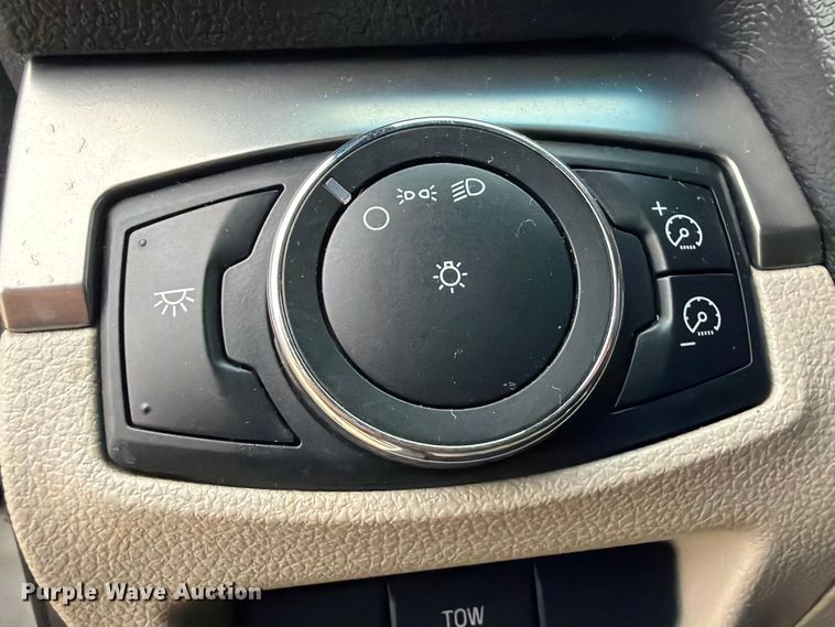 image for item EW0341 2013 Ford Explorer SUV