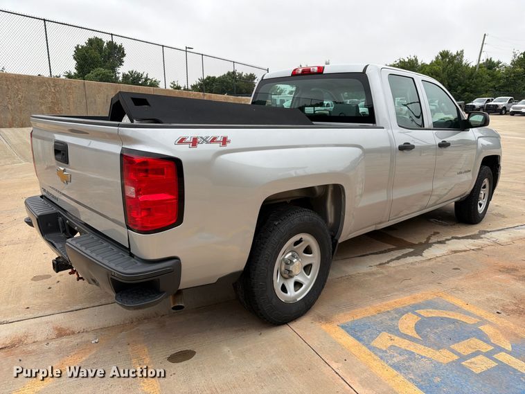 image for item EW0343 2015 Chevrolet Silverado 1500 Ext. Cab pickup truck