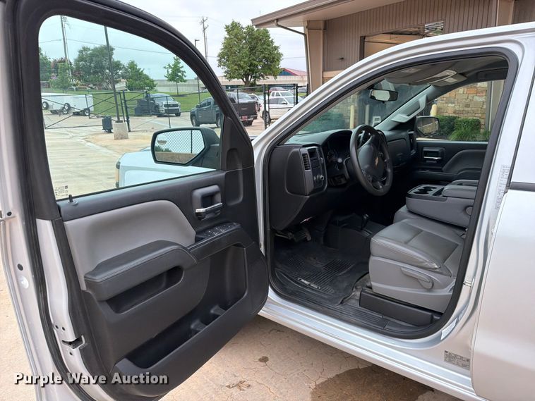 image for item EW0343 2015 Chevrolet Silverado 1500 Ext. Cab pickup truck