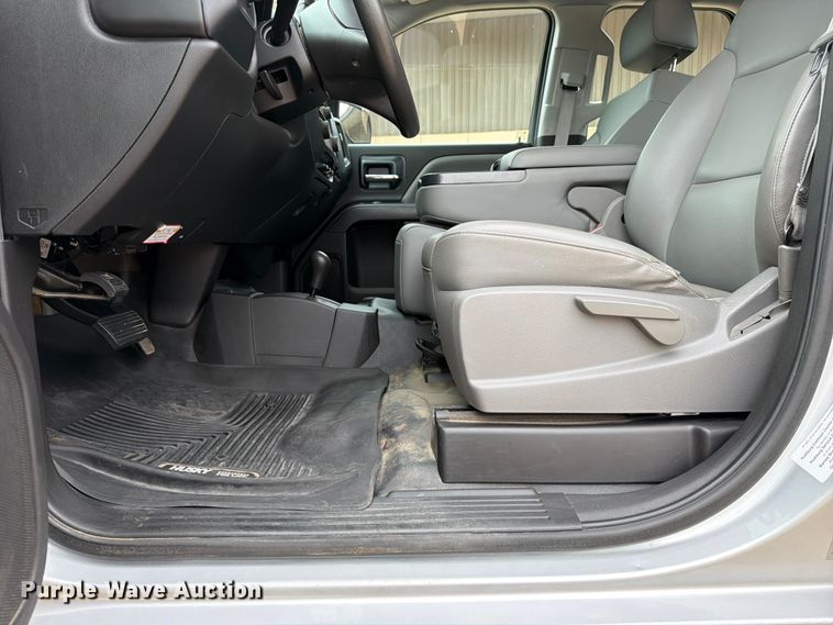 image for item EW0343 2015 Chevrolet Silverado 1500 Ext. Cab pickup truck