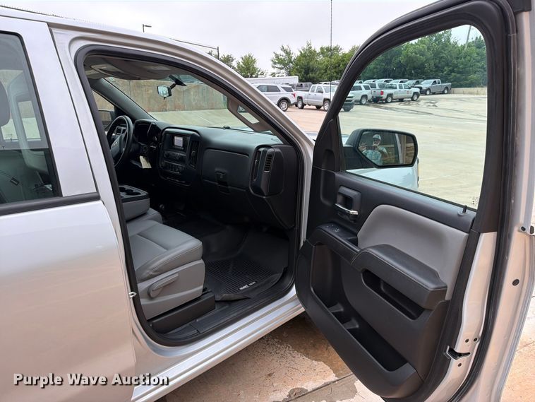 image for item EW0343 2015 Chevrolet Silverado 1500 Ext. Cab pickup truck