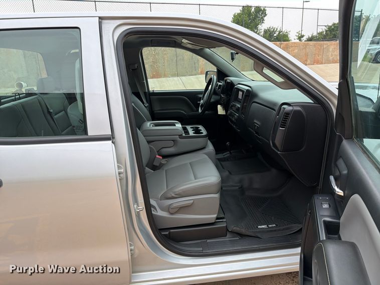 image for item EW0343 2015 Chevrolet Silverado 1500 Ext. Cab pickup truck