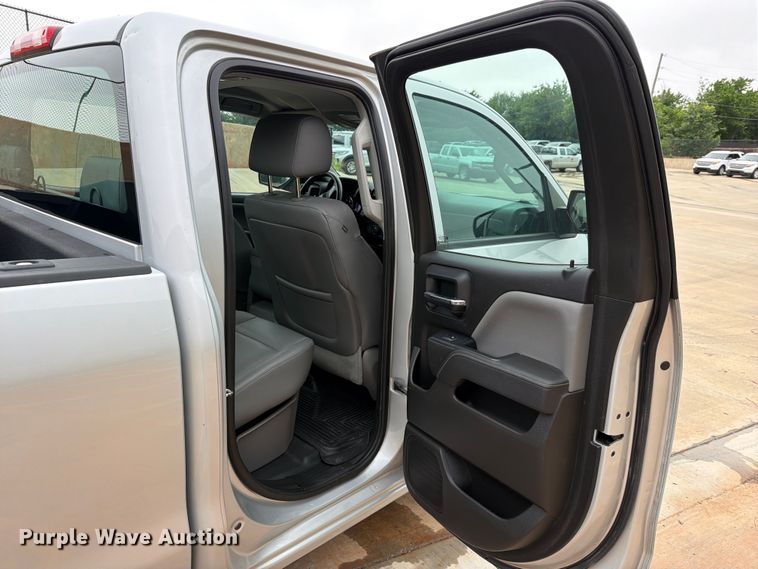image for item EW0343 2015 Chevrolet Silverado 1500 Ext. Cab pickup truck