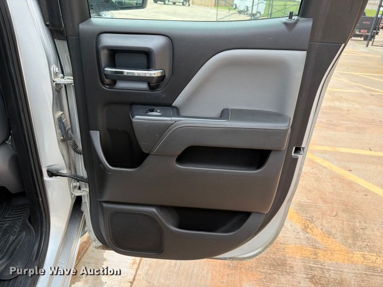 image for item EW0343 2015 Chevrolet Silverado 1500 Ext. Cab pickup truck