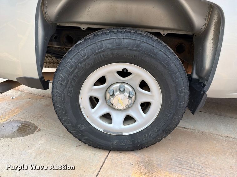 image for item EW0343 2015 Chevrolet Silverado 1500 Ext. Cab pickup truck