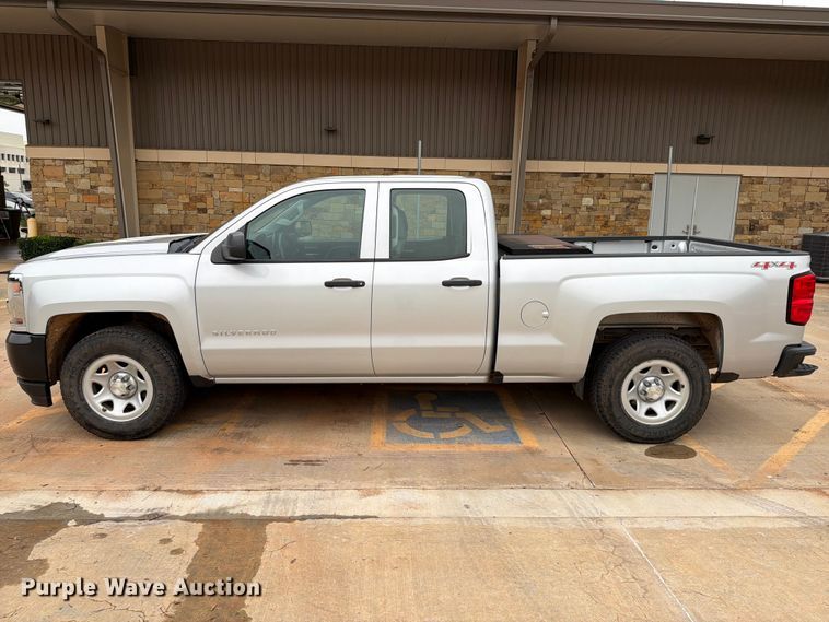 image for item EW0344 2016 Chevrolet Silverado 1500 Ext. Cab pickup truck