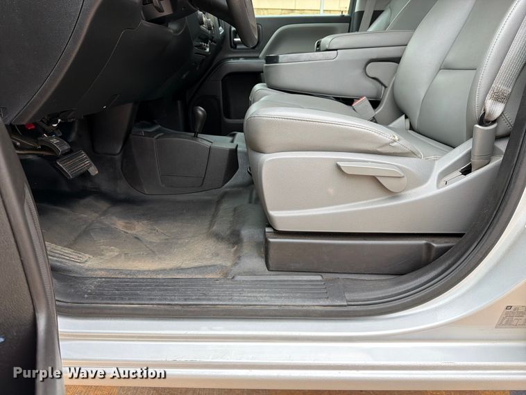 image for item EW0344 2016 Chevrolet Silverado 1500 Ext. Cab pickup truck