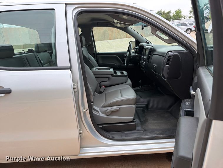 image for item EW0344 2016 Chevrolet Silverado 1500 Ext. Cab pickup truck