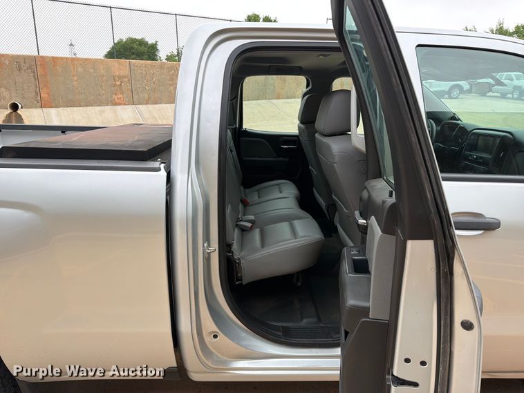 image for item EW0344 2016 Chevrolet Silverado 1500 Ext. Cab pickup truck