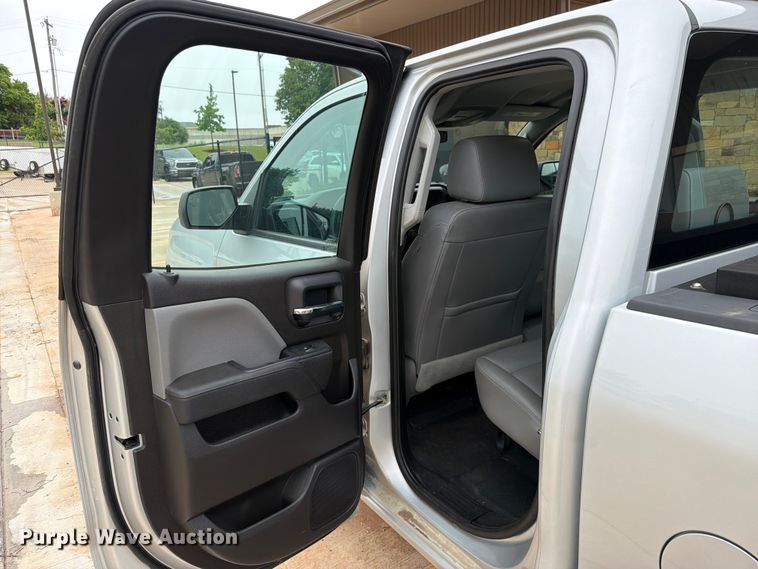 image for item EW0344 2016 Chevrolet Silverado 1500 Ext. Cab pickup truck