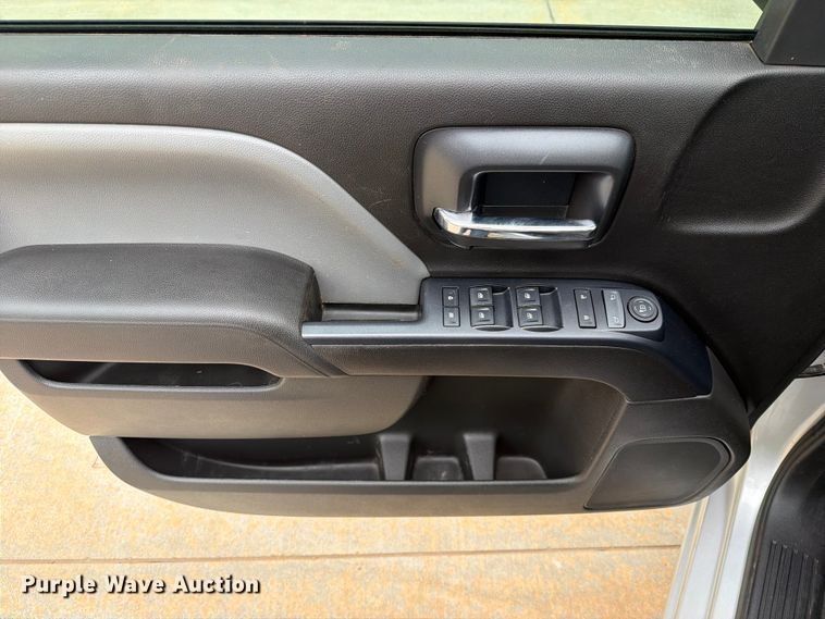 image for item EW0345 2016 Chevrolet Silverado 1500 Crew Cab pickup truck