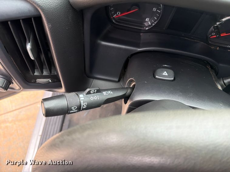 image for item EW0345 2016 Chevrolet Silverado 1500 Crew Cab pickup truck