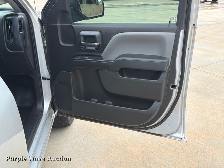 image for item EW0345 2016 Chevrolet Silverado 1500 Crew Cab pickup truck