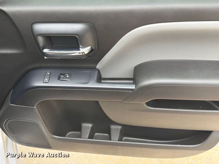 image for item EW0345 2016 Chevrolet Silverado 1500 Crew Cab pickup truck