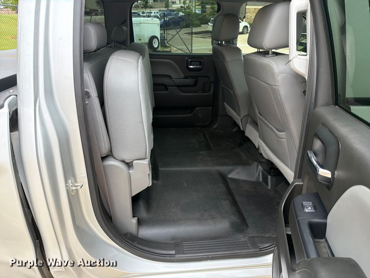 image for item EW0345 2016 Chevrolet Silverado 1500 Crew Cab pickup truck