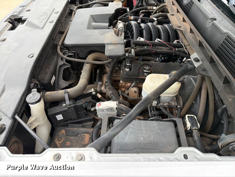 image for item EW0345 2016 Chevrolet Silverado 1500 Crew Cab pickup truck