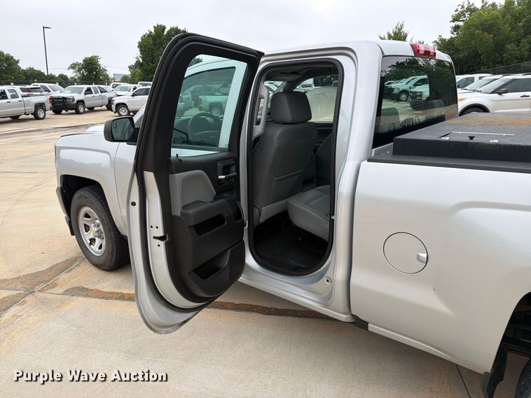 image for item EW0346 2017 Chevrolet Silverado 1500 Ext. Cab pickup truck
