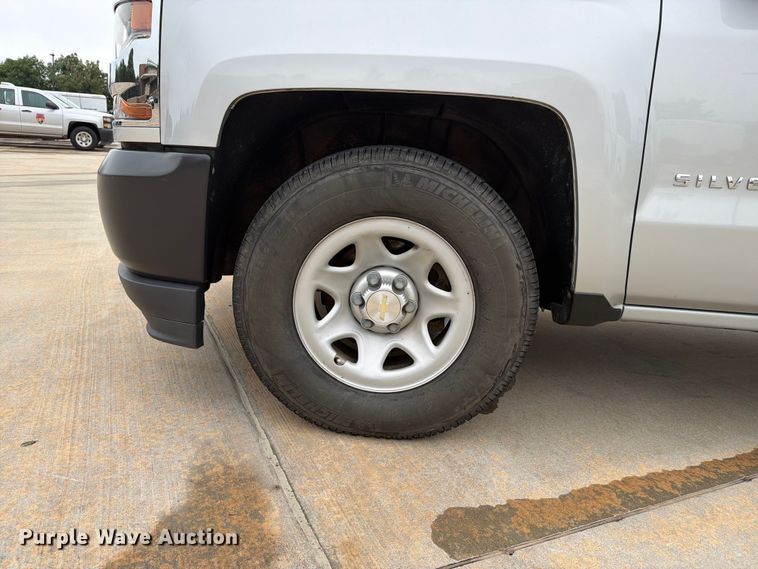 image for item EW0346 2017 Chevrolet Silverado 1500 Ext. Cab pickup truck