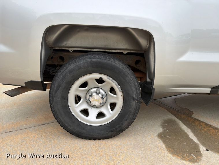 image for item EW0346 2017 Chevrolet Silverado 1500 Ext. Cab pickup truck
